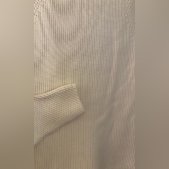 Banana Republic Heavy Knit Cropped Sweater, White, Size S - Picture 3 of 8